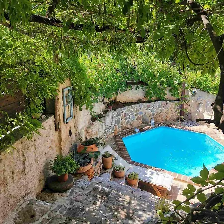 Festina Lente - Cosy & Authentic With Private Heated Pool Holiday home