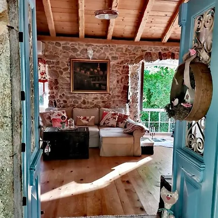 Festina Lente - Cosy & Authentic With Private Heated Pool Holiday home *