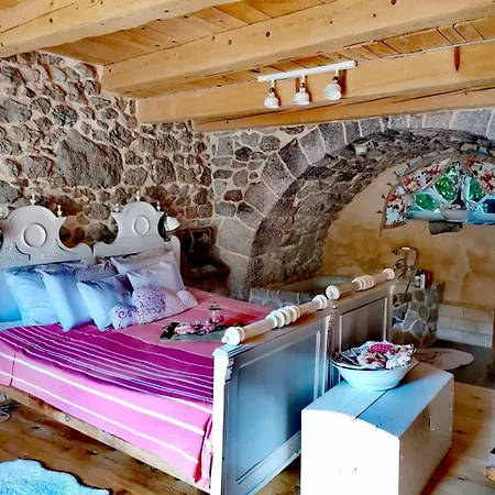 Holiday home Festina Lente - Cosy & Authentic With Private Heated Pool Dobrinj
