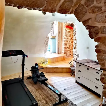 Holiday home Festina Lente - Cosy & Authentic With Private Heated Pool *
