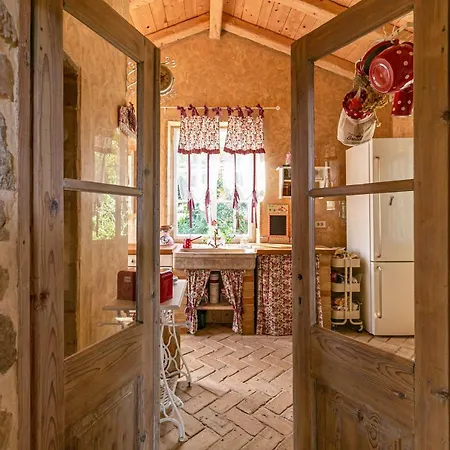 Festina Lente - Cosy & Authentic With Private Heated Pool Holiday home Dobrinj