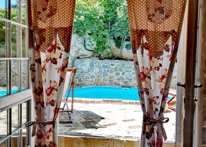 度假居 Festina Lente Heritage Krk - Heated Pool